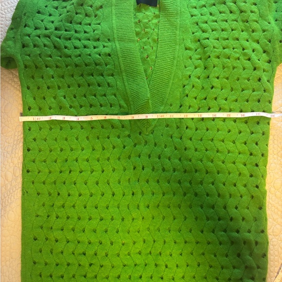 Massimo Dutti Green V-Neck Sweater Dress with Oversized Fit - Picture 7 of 7